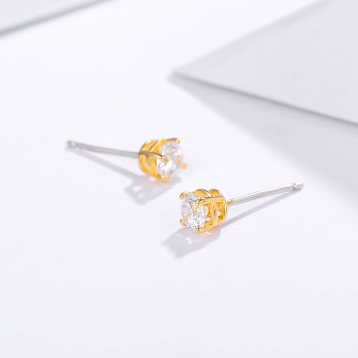 Solitaire Clear Cubic Zirconia Sterling Silver Stud Earrings 5mm Gold Plated