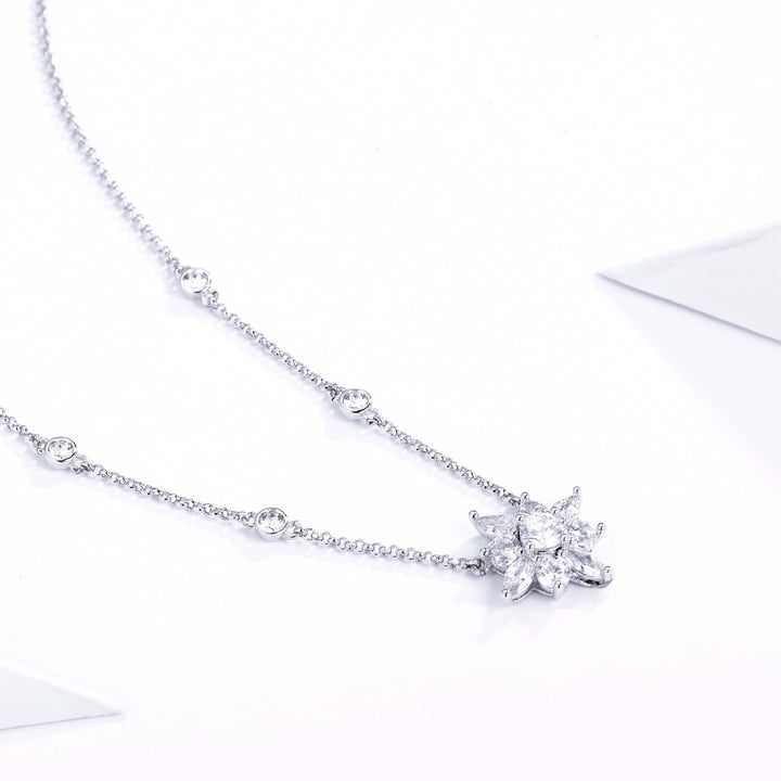 Camelia Stella Star Necklace with Clear CZ