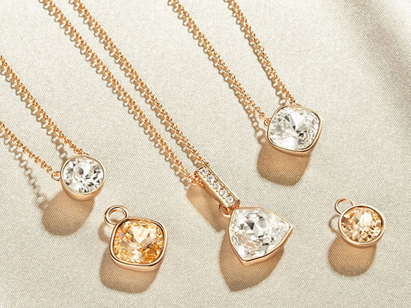 mix-charms-necklaces-mothers-day-jewellery-gift-guide-myjewellerystory-blog
