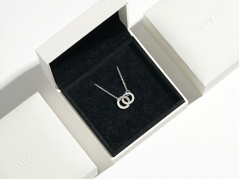 personalised-double-circles-myjewellerystory-boxed