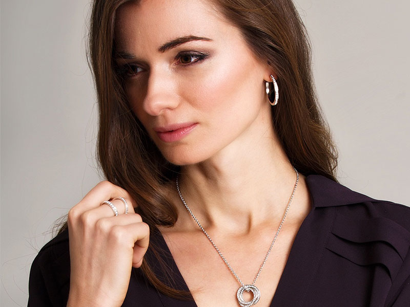 wearing-eternity-collection-statement-jewellery-myjewellerystory-blog